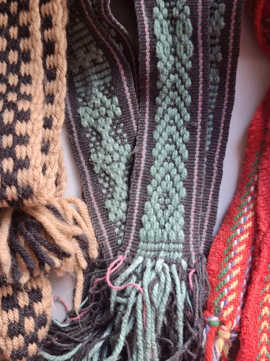 Lot Of 6 Handwoven Striped Sashes Red, Beige, Black, Green Metis Voyageur Ethnic - Picture 2 of 8